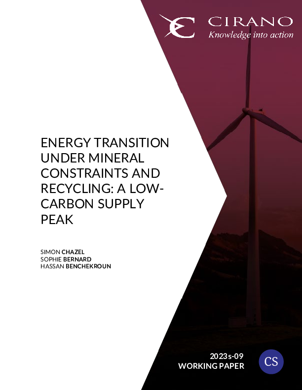 Energy transition under mineral constraints and recycling: A low-carbon supply peak