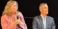 Geneviève Dufour modératrice d'un panel qui a rassemblé plusieurs ministères